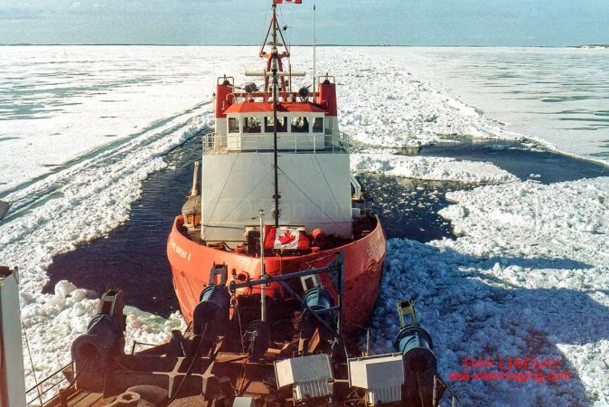 Supply Vessel Pushing Canmar Explorer I